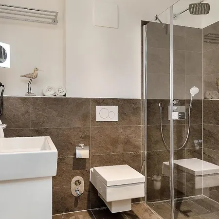 Apartmenthaus Am Park Am Park 13 Апартаменты *